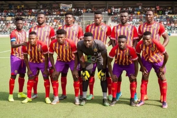 Hearts team t 650x437 2