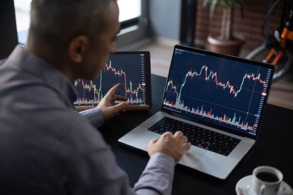 What Is a Dividend and How Do Investors Make Money From Shares